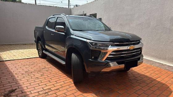 CHEVROLET S10 2.8 16V TURBO DIESEL HIGH COUNTRY CD 4X4 AUTOMÁTICO